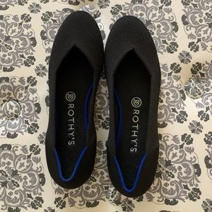 Rothy’s black flats